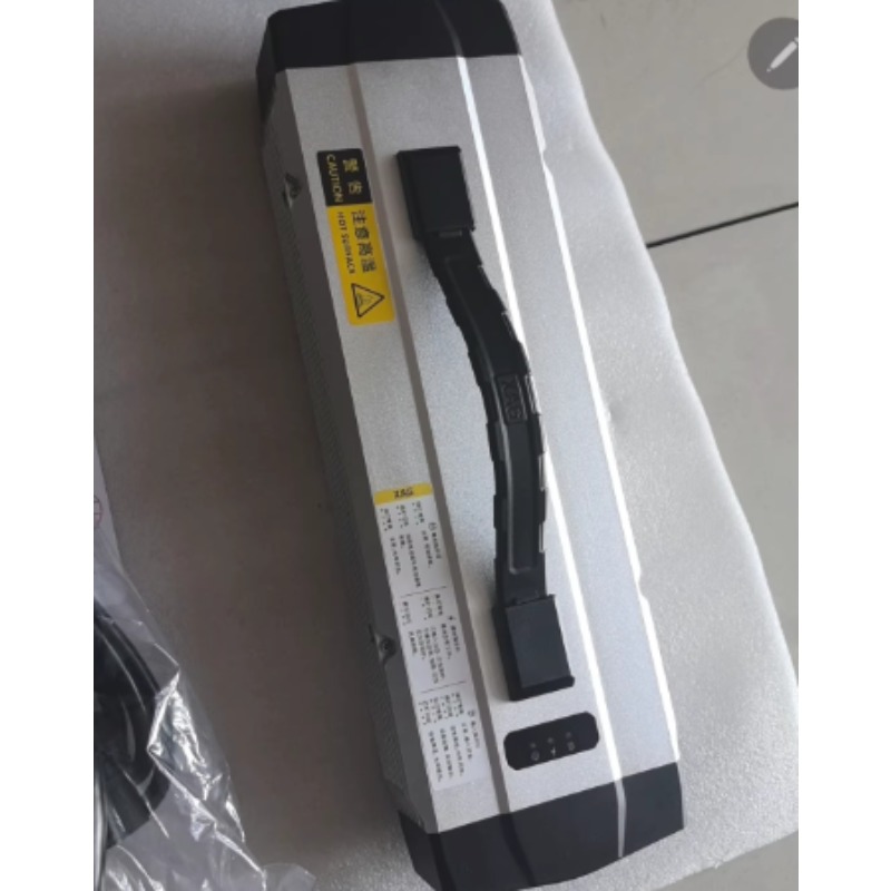 شاحن CM13600 لبطاريات طائرات ا - مراجعة Drone Battery Charger وسعره